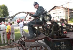 PARADA PGD ŽEROVNICA 05E FOTO MAVRIC PIVK
